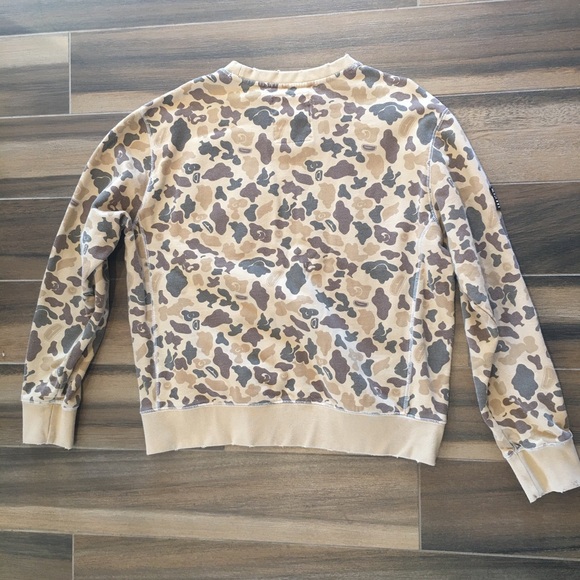 EUC Under Two Flags Camo Crewneck - Picture 3 of 6